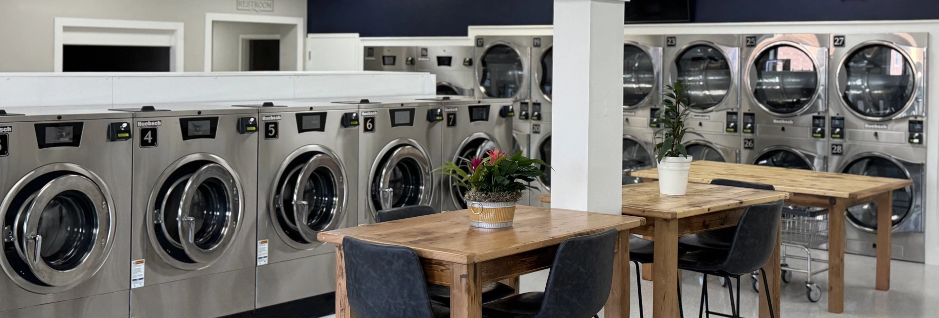 Laundromat IMG 0611 1920X650