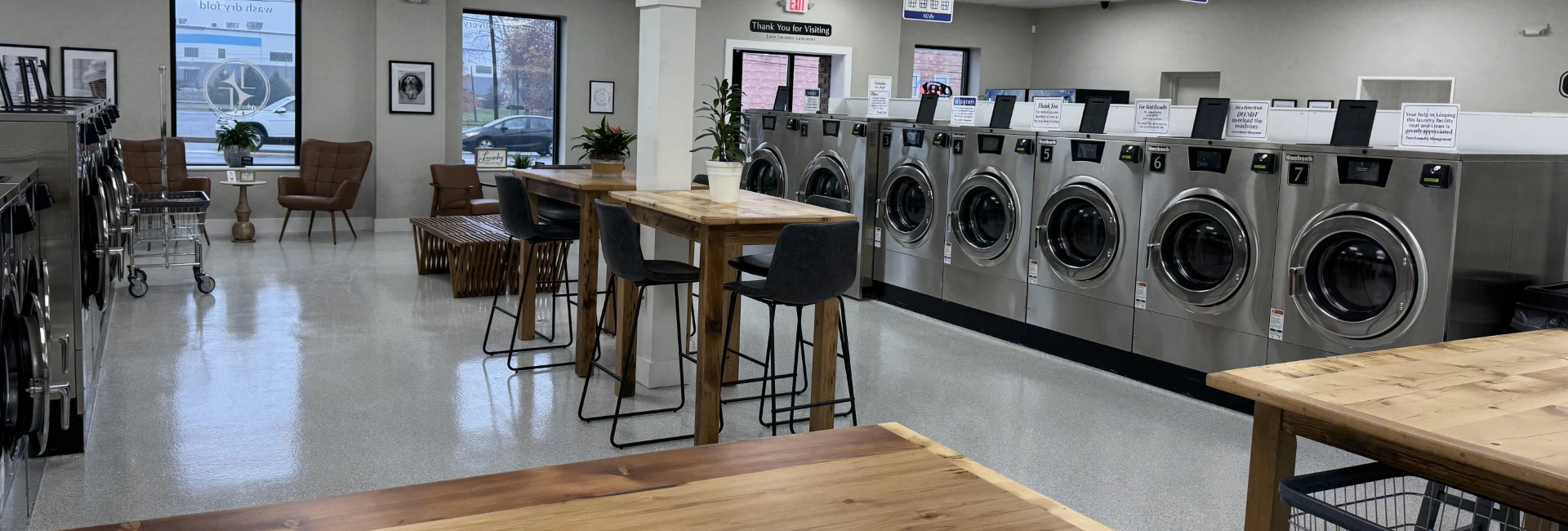 Laundromat IMG 0778 1920X650